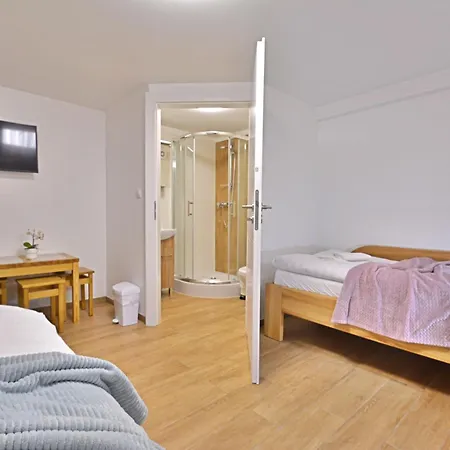 Daire Sunset - La Mare - Goscinne