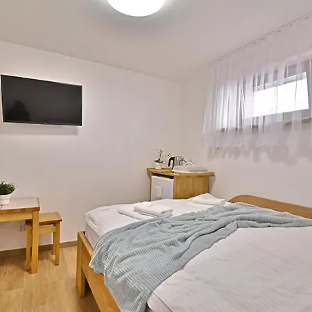 Sunset - La Mare - Goscinne Daire *